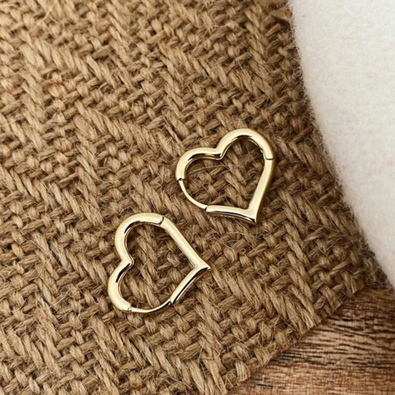 Simple Design Silver Color Hollow Heart Drop Earrings For Women New Brand Fashion Ear Cuff Piercing Dangle Earring Gift