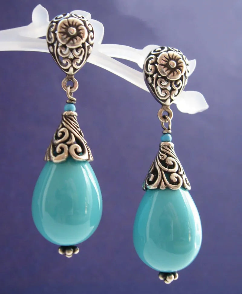 Vintage Metal Hand Carved Flower Pattern Earrings Women Green Stone Drop Earrings